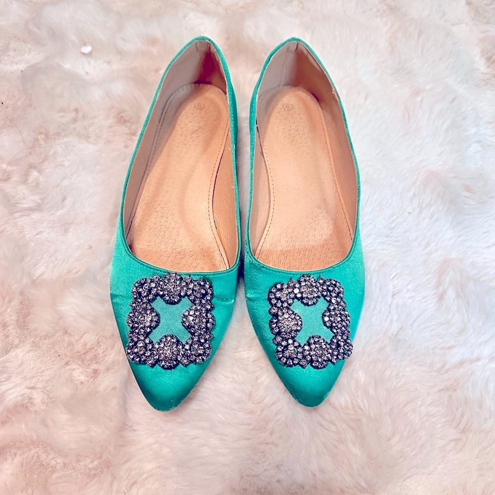 Elegant Green Embellished Women's Flats